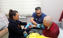 Yenimahalle’de evde sağlık hizmeti 12 yıldır şifa dağıtıyor