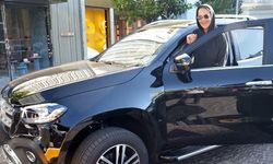 Hülya Avşar Tarabya Sahili’nde Kaza Yaptı!