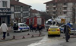 Sultangazi'de evleri atık su bastı