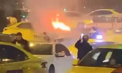 Taksi alev alev yandı
