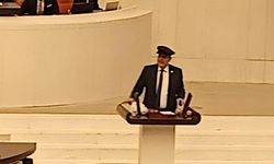 “Köylünün şapkasını niye yere attın” tartışması