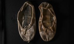 Amy Winehouse'un ikonik bale pabuçları Ankaralı koleksiyonerin arşivinde