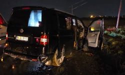 Arnavutköy’de İETT Otobüsü Kaza Yaptı: 2 Yaralı