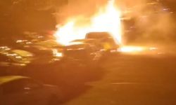 • Beşiktaş’ta Park Halindeki 4 Otomobil Yandı