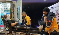 İnegöl’de İki Otomobil Çarpıştı: 3 Yaralı