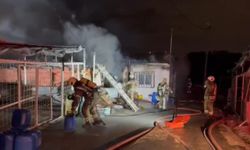 Sultangazi’de İş Yerlerinde Yangın