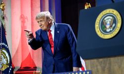 Trump’tan İran’a Sert Uyarı