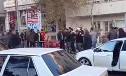 Viranşehir’de Sokak Ortasında Taşlı Sopalı Kavga: 5 Yaralı