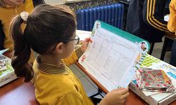 Başkan Odabaşı, Karne Gününde Öğrencilerin Yanındaydı