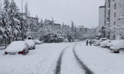 Kahramanmaraş’ta kar nedeniyle okullara 1 gün ara