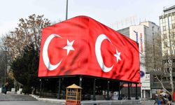 Ankara’da Dev Ekranlara Türk Bayrağı Yansıtıldı!