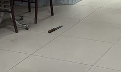 Çayevinde bıçaklı saldırı kamerada