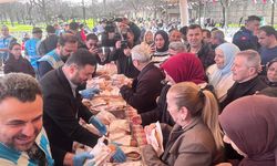 Hasbahçe’de Uzun Kuyruklar! Kağıthane’de 5 Tonluk İkram