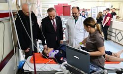 Isparta'da cezaevi ring aracı devrildi