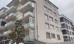 Küçükçekmece'de istinat duvarı çöktü