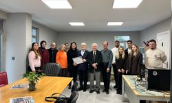 Şiddetsiz Toplum Derneği’nden Abdi Pehlivan’a ‘Şükran Belgesi’