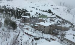 82 yerleşim yerinin yolu ulaşıma kapandı