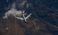 ABD'ye ait yakıt ikmal uçağı düştü
