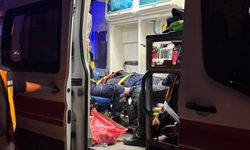 Antalya'da servis midibüsü devrildi