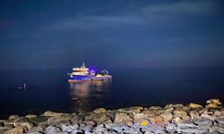 Balıkçı teknesi karaya oturdu