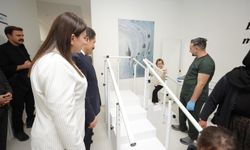 Depremzede Zeynep, Protez Bacakla İlk Adımlarını Attı