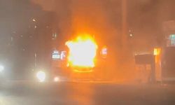 İzmit’te Seyir Halindeki Otomobil Yandı