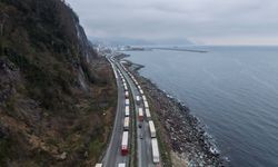 Kafkasya'ya açılan kapıda bayram yoğunluğu