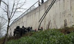 Kayganlaşan yolda korkutan kaza