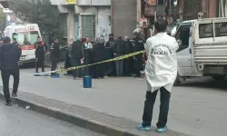 Kardeşlere Gece Yarısı Silahlı Saldırı: 2 Kişi Hayatını Kaybetti