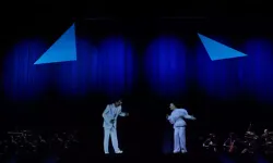 Müslüm Gürses Hologramıyla Türk Telekom Gala’sında Sahnede