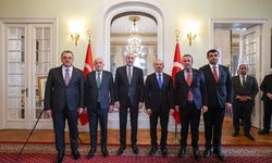 Numan Kurtulmuş’tan Romanya Teması