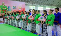 HİVE’DE GÜREŞ TURNUVASI