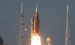 İnsanlığın Yeni Ay Yolculuğu: Artemis II Görevi Sona Erdi