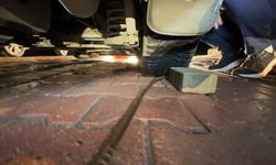 Avcılar'da yolu işgal eden inşaat demirlerine ceza