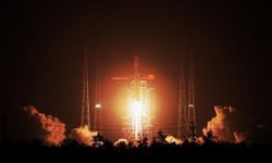 Çin’den Uzaya Yeni Fırlatma: 18 İnternet Uydusu Yörüngeye Yerleşti