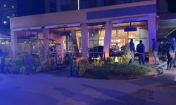 D-100’de Korku Dolu Anlar: Otomobil Kafeye Daldı, 6 Yaralı