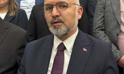 İzmir Meclisi’nde Faaliyet Raporu Gerginliği: Arbede Çıktı