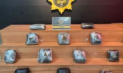 Şanlıurfa'da 8 kilo skunk ele geçirildi