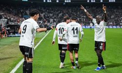Beşiktaş Evinde 3 Puanı 4 Golle Aldı
