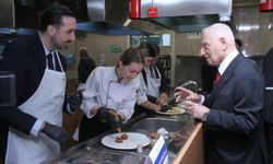 “Böbrek de takarım, pide ve makaron da yaparım”