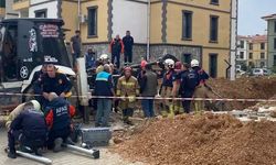 Manisa'da kanalizasyon çalışmasında göçük