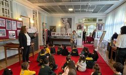 Pembe Köşk’te Erdal İnönü’nün 100. yılına özel sergi kapılarını açtı!