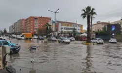 Kızıltepe’de Sağanak Hayatı Olumsuz Etkiledi