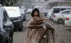 Nisan Ortasında Kar Sürprizi: Kent Beyaza Büründü