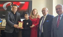 Karyaldız, fırtınaya direnen 23 Nisan ruhunu ödüllendirdi