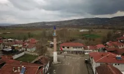Cami Yıkıldı Minare Kaldı: Köyün Tarihi Sembolü
