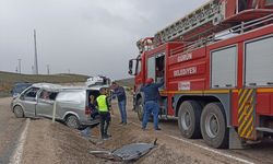 Sivas'ta devrilen minibüste 1 kişi öldü