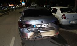Aksaray'da feci kaza: Aynı yöne giden otomobiller çarpıştı!