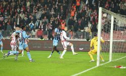 Fatih Tekke’nin Trabzonspor’u İkinci Yarıda Açıldı