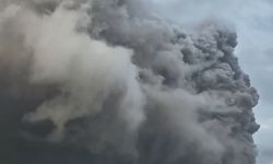 Filipinler’de Mayon Yanardağı Patladı: Tahliyeler Başladı